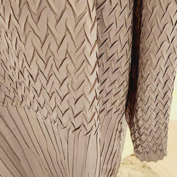 CHICOS GRAY MULTI RIPPLE POLYESTER JACKET SIZE 2(L) - Picture 2 of 8